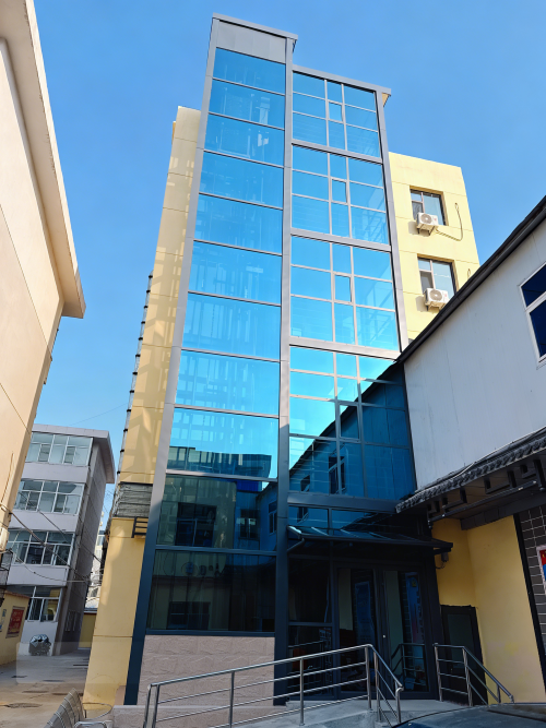 平層入戶L形連廊